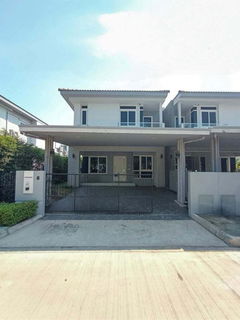 ขายบ้านแฝด เป็นบ้านตัวอย่าง บิ้วอินทั้งหลัง