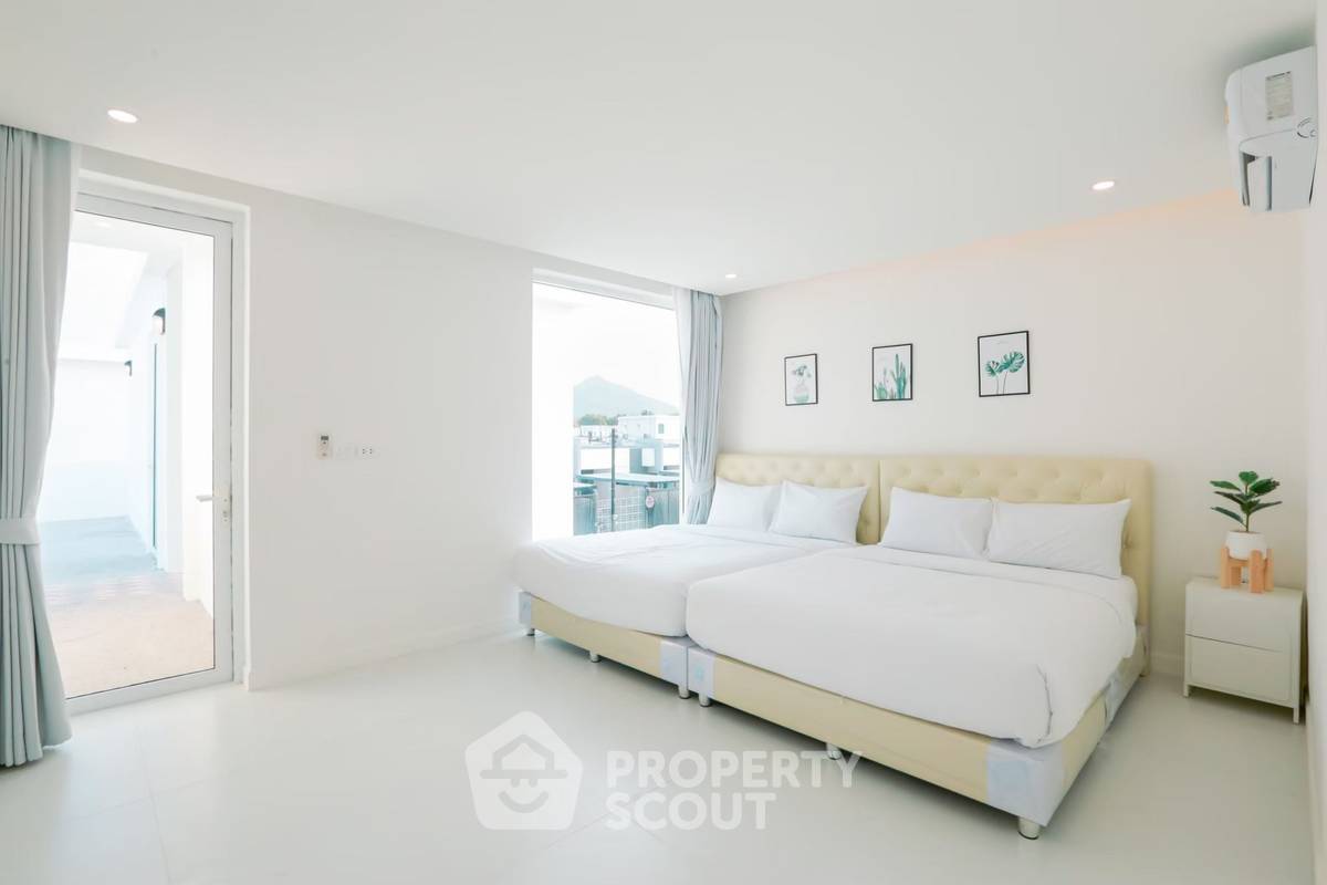 รูป วิลล่า 4-ห้องนอน ใกล้ เมืองหัวหิน (ID 2197039) - รูปที่ 2/15