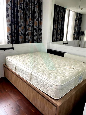 Condos for sale BTS Krung Thon Buri : Condo for sale, Ideo Sathorn-Taksin, 1 bedroom PLUS, 16th floor, near BTS Krung Thon Buri.