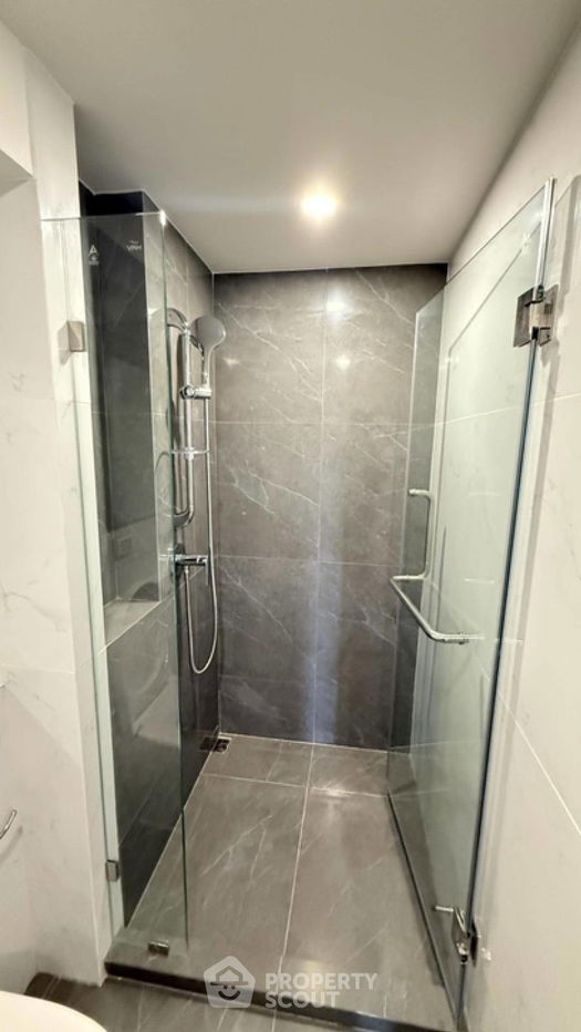 picture Studio Condo at Origin Plug & Play Ramkhamhaeng Triple Station in Hua Mak (ID 1915927) - 7/16