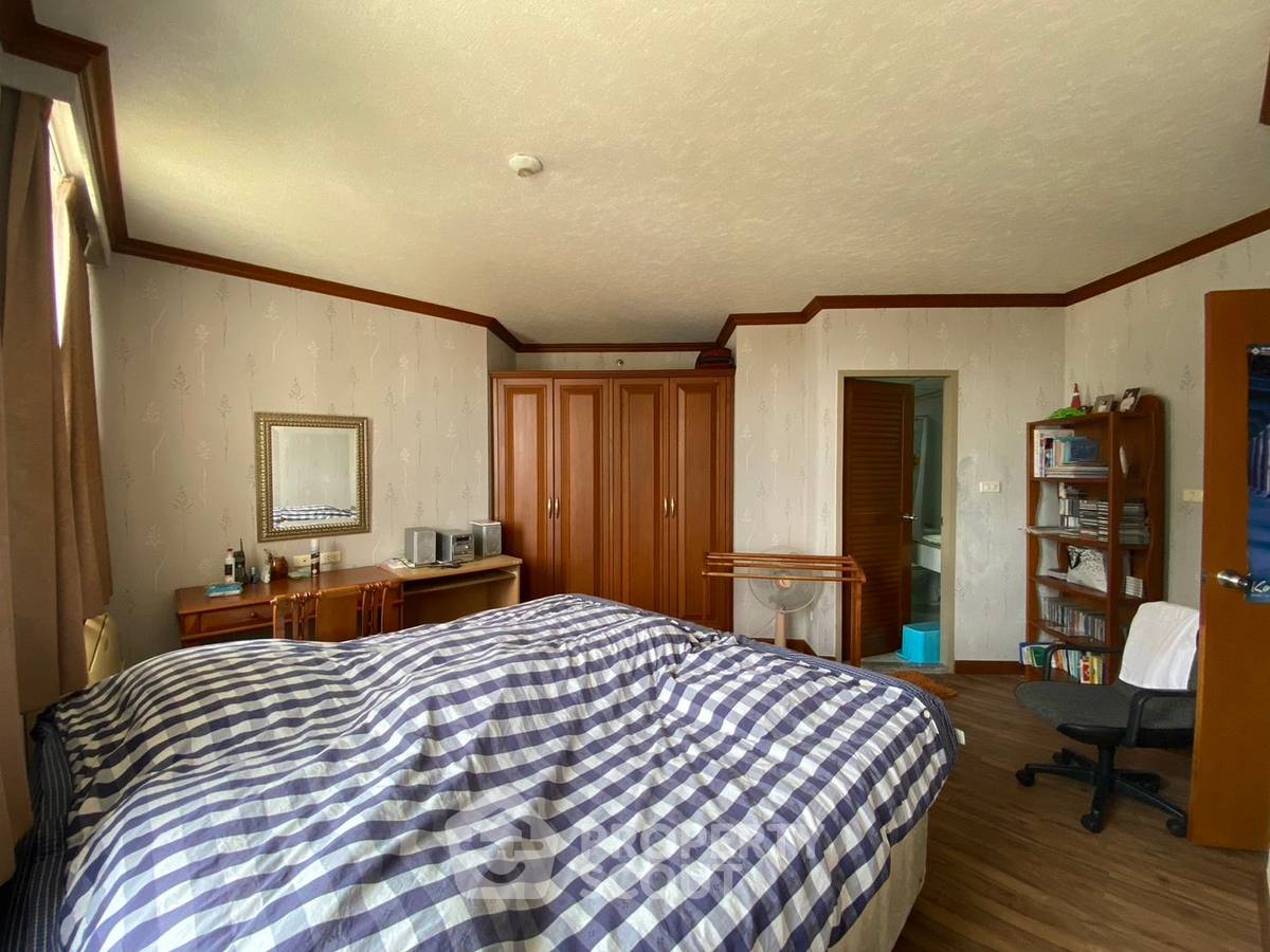 picture 2-BR Condo at Supalai Park Phaholyothin near BTS Ha Yaek Lat Phrao (ID 2113242) - 14/27