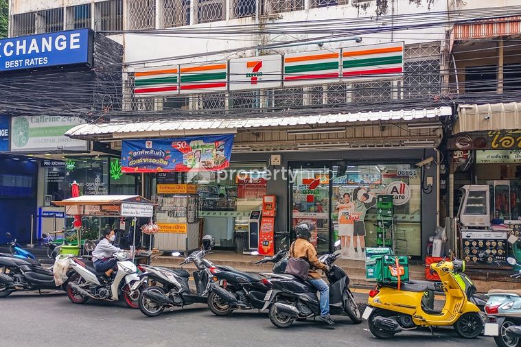 MUNIQ Sukhumvit 23