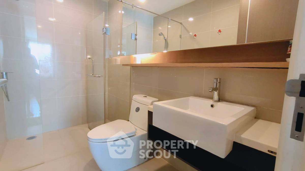 รูป คอนโด 2-ห้องนอน ที่ 15 สุขุมวิท เรสซิเด็นท์ ใกล้ BTS นานา (ID 2111873) - รูปที่ 3/26