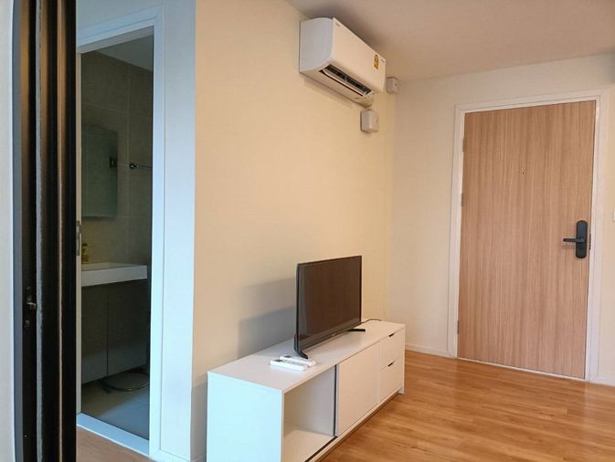 Call : 086-456-1597 โมเดิร์น คอนโด เดอะ ฟอเรสท์ พระราม 2-เอกชัย ใกล้เซ็นทรัล พระรามสอง ขนาด 26.18 ตารางเมตร 1 ห้องนอน ชั้น2 ตกแต่งครบ (Owner post)