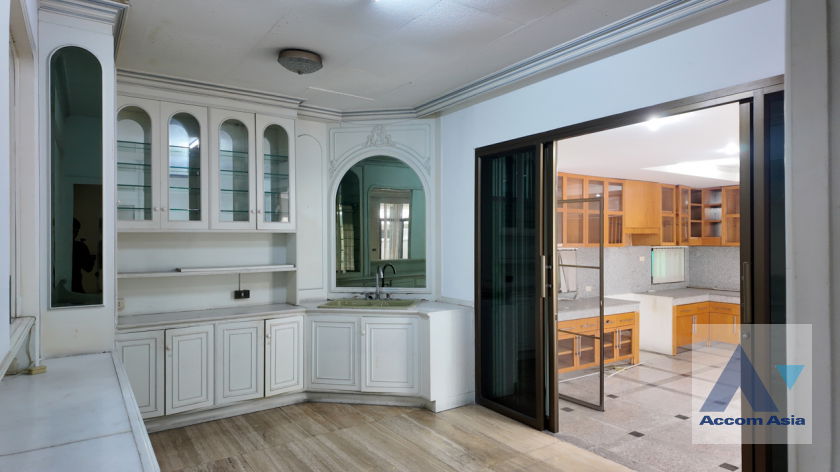 รูป 🔼🔽 AccomA 📩 Private Swimming Pool 4 BR House in Khlong Ton Nuea (AA40098) - รูปที่ 20/20
