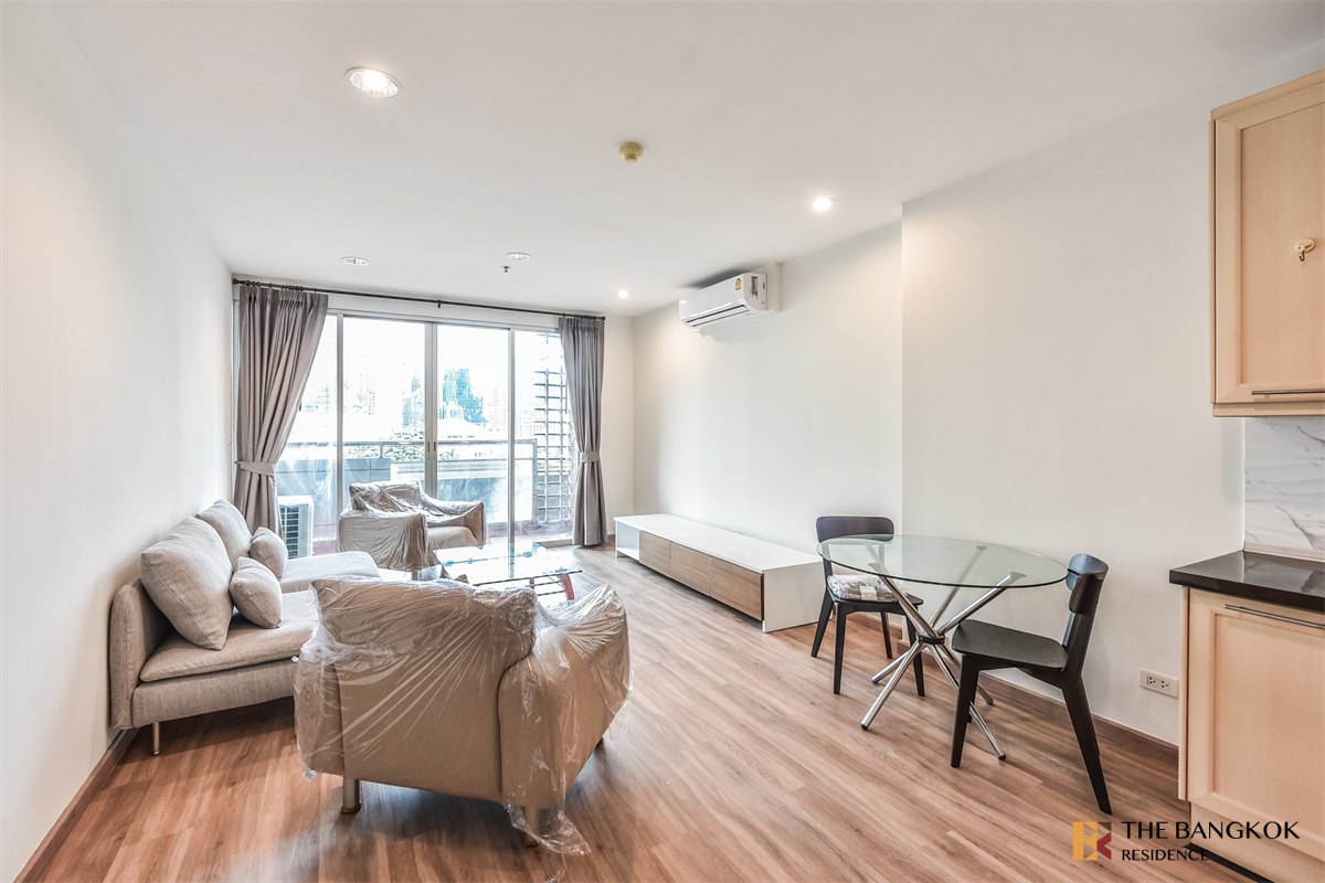picture Silom Grand Terrace near MRT Silom Station Luxury Condo at Special Price - 9/10