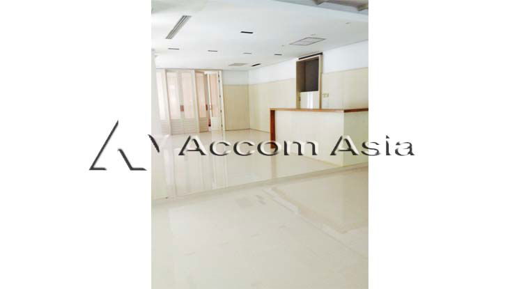 รูป 🔼🔽 AccomA 📩 Private tropical house with pool and lush garden in the Sathorn area (13001750) - รูปที่ 8/13