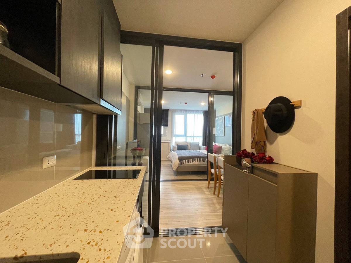 picture 1-BR Condo at XT Huaikhwang near MRT Huai Khwang (ID 1176038) - 4/13