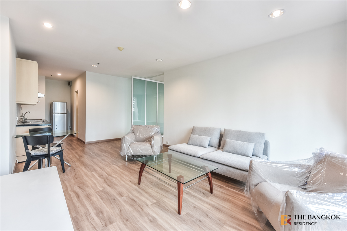 picture Silom Grand Terrace near MRT Silom Station Luxury Condo at Special Price - 4/10