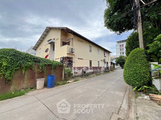 Land for sale, 90 sq wah, Wang Thonglang