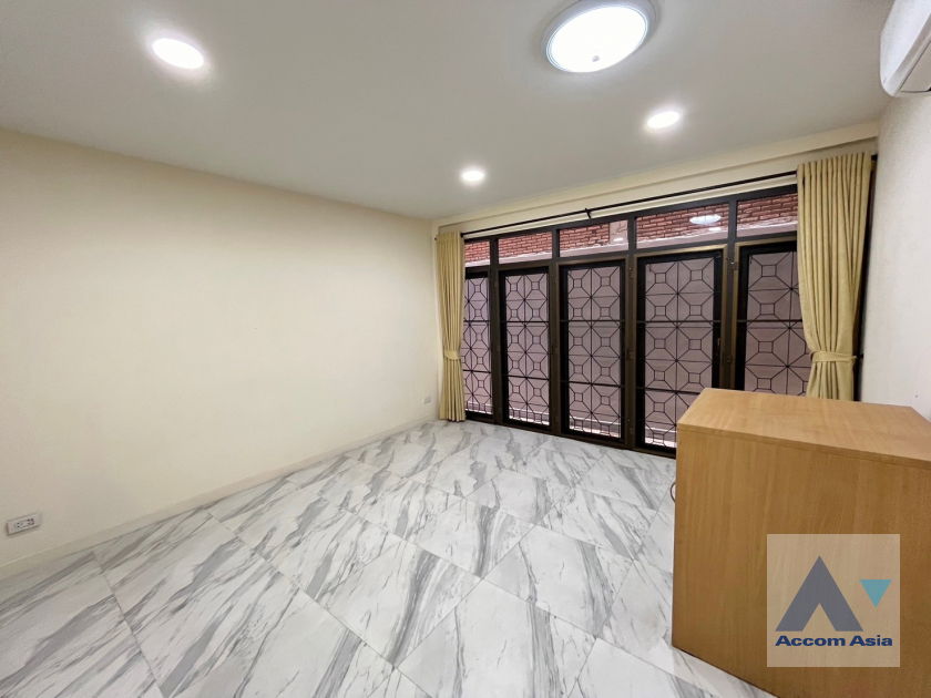 รูป 🔼🔽 AccomA 📩 Pet friendly 4 BR House in Phaya Thai (AA40561) - รูปที่ 8/20