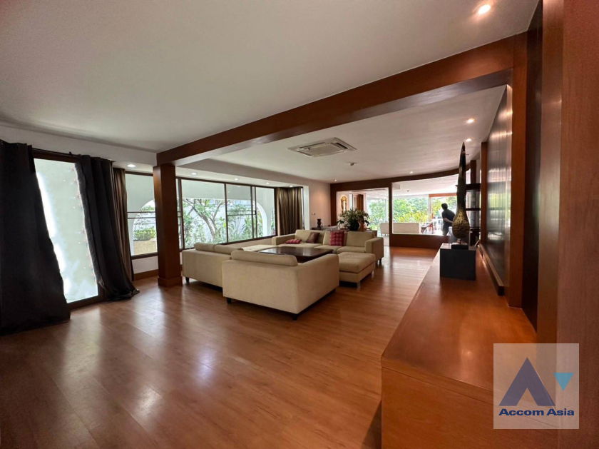 picture 🔼🔽 AccomA 📩 Garden,Private Swimming Pool,Pet friendly 5 BR House in  (10003601) - 3/20