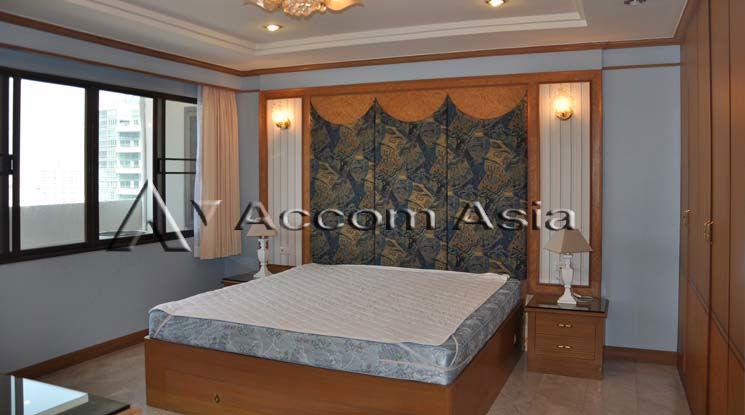picture 🔼🔽 AccomA 📩 Spacious wood-accented condo with private pool at Windsor Tower (24602) - 11/13