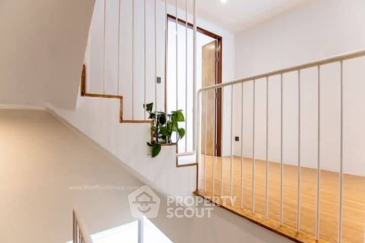 รูป ทาวน์เฮาท์ 4-ห้องนอน ใน จันทรเกษม (ID 2084628) - รูปที่ 38/44