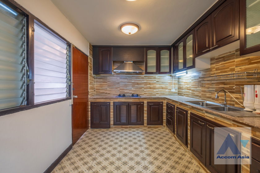 รูป 🔼🔽 AccomA 📩  3 BR Townhouse in Khlong Ton Nuea (AA41105) - รูปที่ 5/20