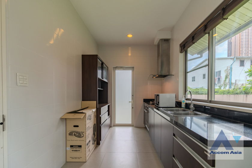 picture 🔼🔽 AccomA 📩  4 BR House in Klong Tan (AA17761) - 10/20