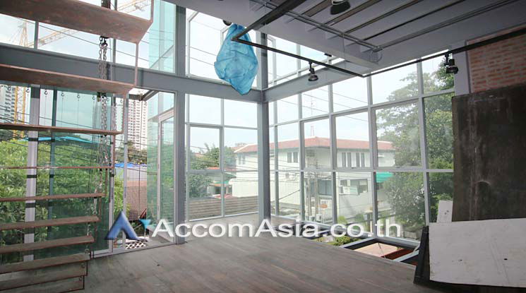 รูป 🔼🔽 AccomA 📩 Home Office 4 BR House in Khlong Ton Nuea (13002336) - รูปที่ 3/11