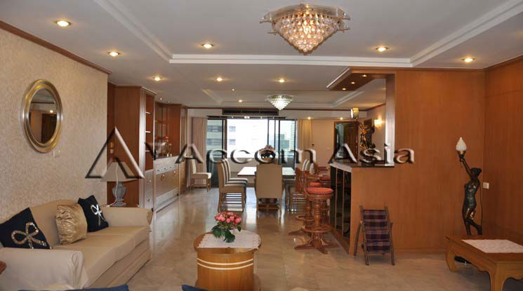 picture 🔼🔽 AccomA 📩 Spacious wood-accented condo with private pool at Windsor Tower (24602) - 2/13