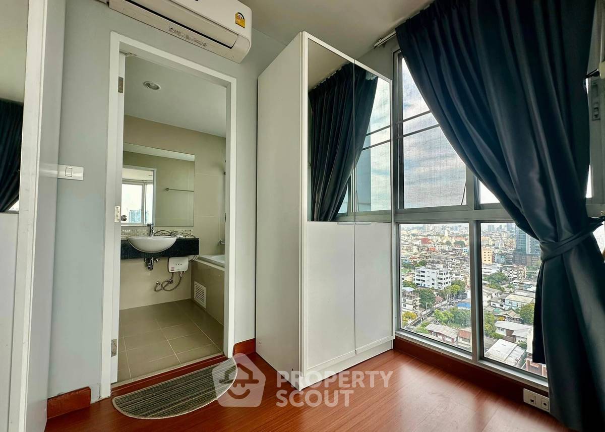 รูป คอนโด 2 ห้องนอน ชั้น 18 ที่ The Niche Taksin ใกล้ BTS วงเวียนใหญ่ (ID 1456092) - รูปที่ 8/11