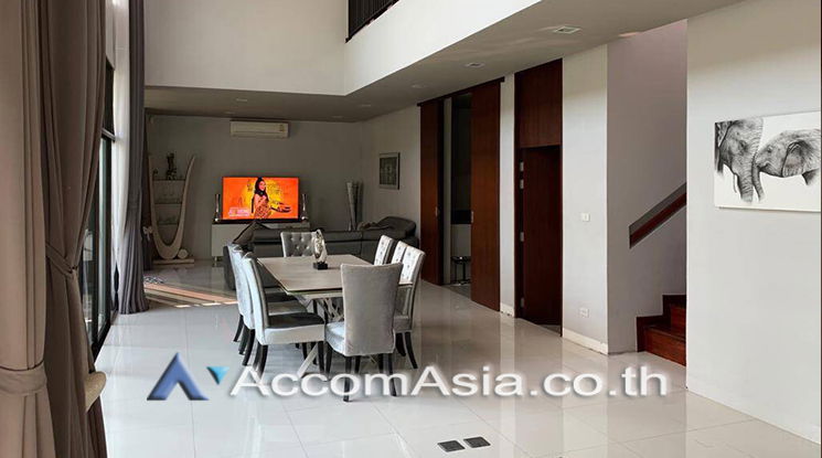 รูป 🔼🔽 AccomA 📩 Private Swimming Pool 5 BR House in Phra Khanong Nuea (13000256) - รูปที่ 2/19