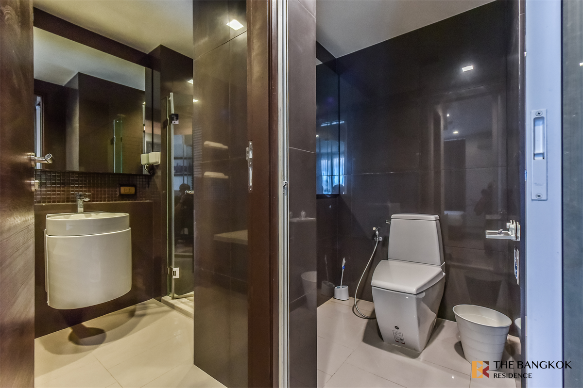 รูป ริธึ่ม สาทร คอนโด Luxury พร้อมอยู่บนทำเลที่ดีที่สุด ใกล้ BTS สถานีสะพานตากสิน - รูปที่ 6/9