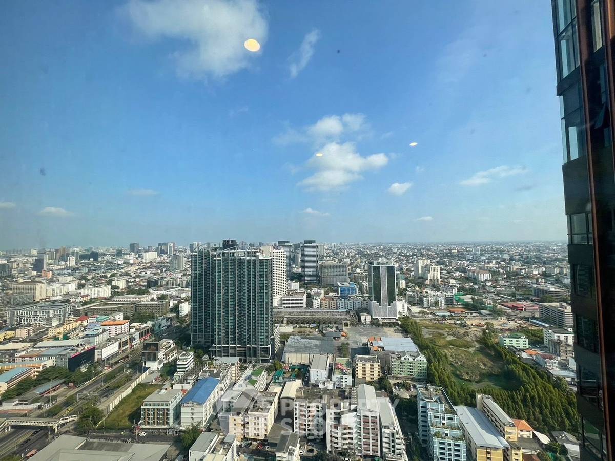 picture 1-BR Condo at XT Huaikhwang near MRT Huai Khwang (ID 1176038) - 11/13