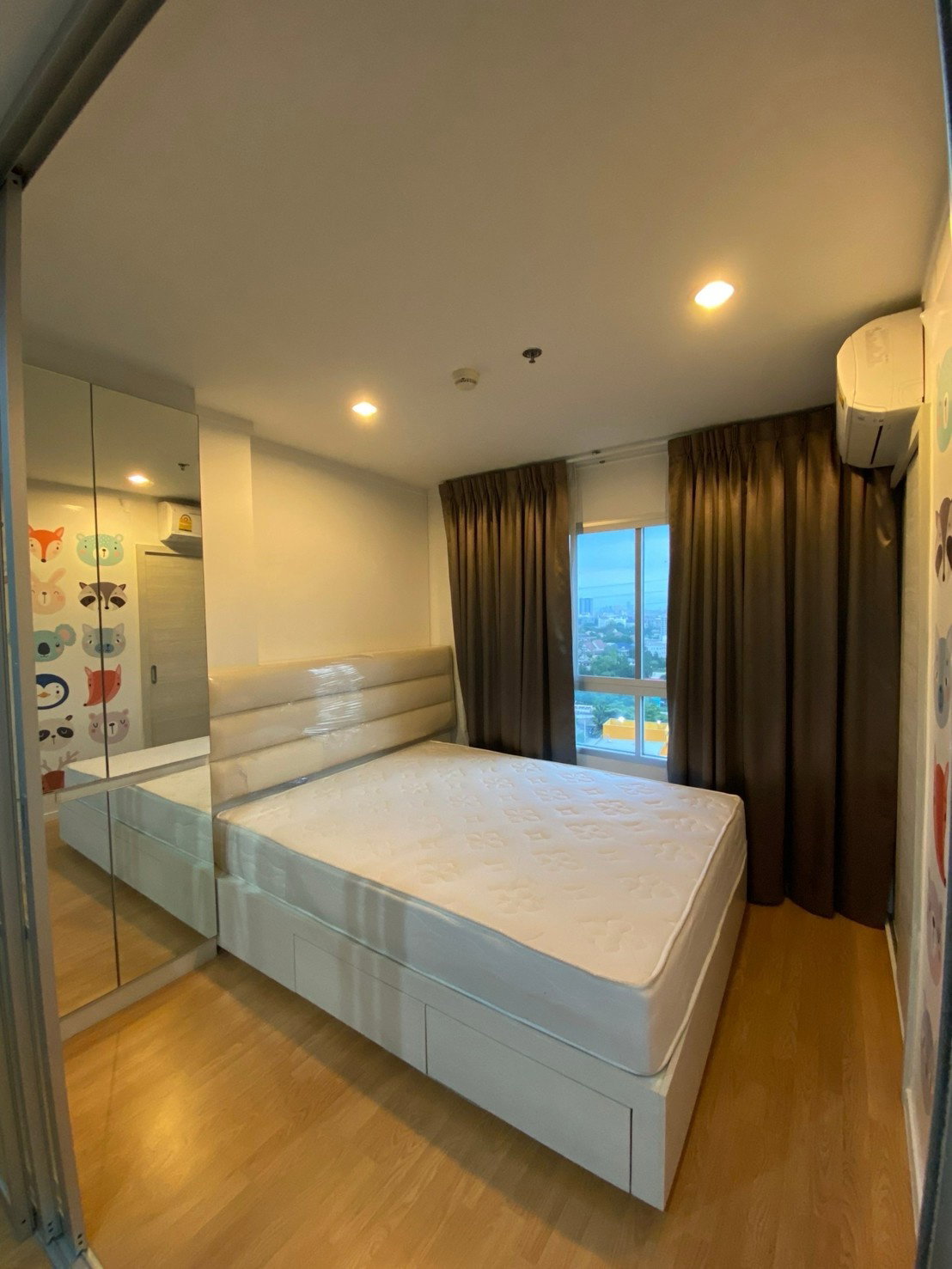 Selling with Lumpini Place Srinakarin - Hua Mak Station 1, near the BTS _DO709