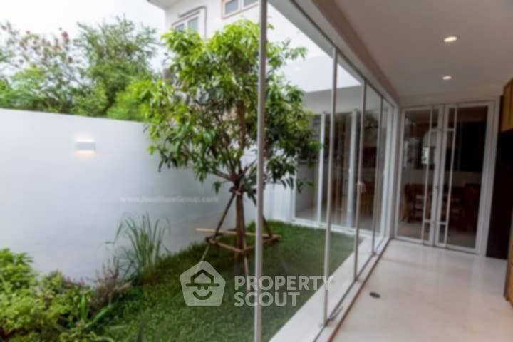 รูป ทาวน์เฮาท์ 4-ห้องนอน ใน จันทรเกษม (ID 2084628) - รูปที่ 9/44
