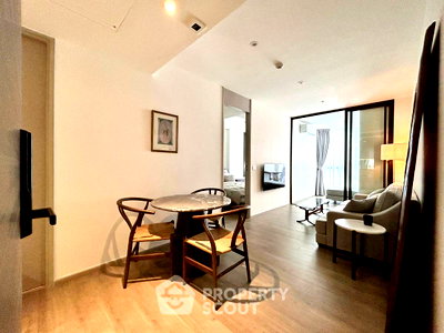 คอนโดให้เช่า : คอนโด 2-ห้องนอน ที่ ฟินน์ อโศก ใกล้ BTS อโศก (ID 1538710)