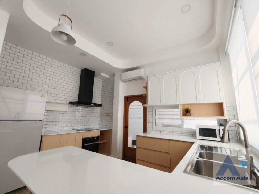 รูป 🔼🔽 AccomA 📩  3 BR House in Khlong Ton Nuea (AA42969) - รูปที่ 15/20