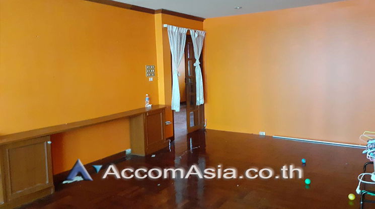 picture 🔼🔽 AccomA 📩 Home Office 3 BR Townhouse in Chong Nonsi (AA15413) - 4/8