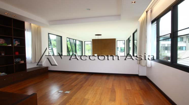 picture 🔼🔽 AccomA 📩 Private Swimming Pool 4 BR House @Peaceful Living (1816753) - 6/9