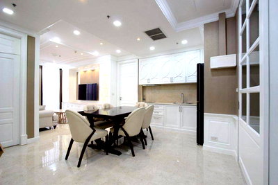 Condos for rent : ● Good Deal ● Tower C, 15+ Floor, Type B07 | 2 Bedrooms, 92.61 sq.m. | Condo skywalk connect to BTS ploenchit and Central Embassy.