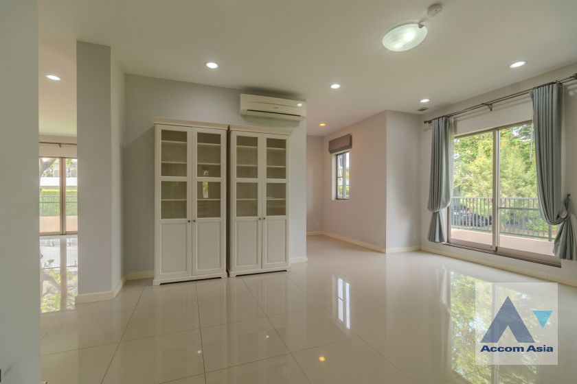 picture 🔼🔽 AccomA 📩  4 BR House in Klong Tan (AA17761) - 8/20