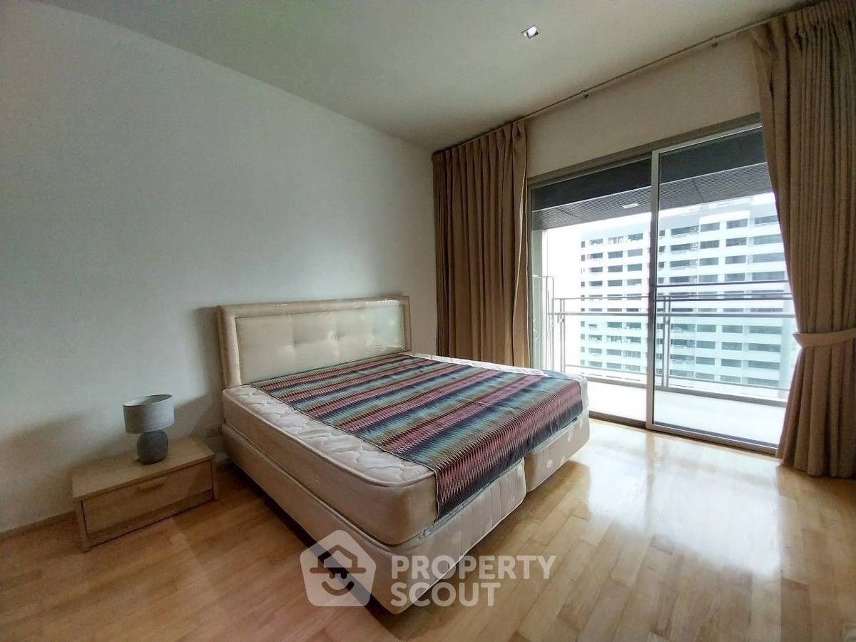 picture 2-BR Condo at The Madison near BTS Phrom Phong (ID 1952235) - 15/16