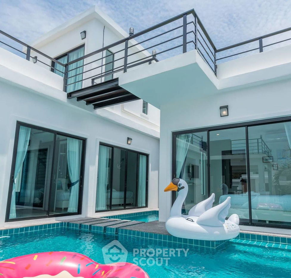 รูป วิลล่า 3-ห้องนอน ใกล้ เมืองหัวหิน (ID 2198638) - รูปที่ 1/8