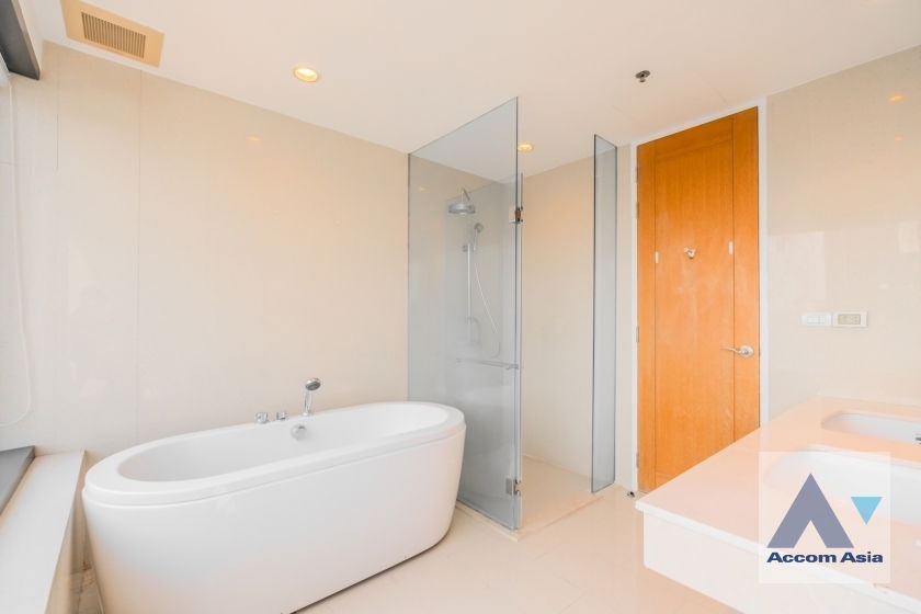 picture 🔼🔽 AccomA 📩  2 BR Condominium @Royal Maneeya Executive Residence (1521387) - 12/19