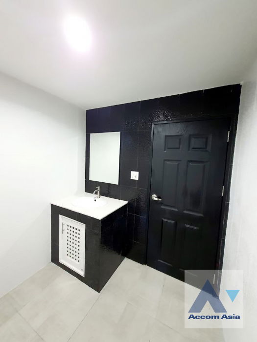 รูป 🔼🔽 AccomA 📩 Home Office 4 BR Townhouse in Phra Khanong Nuea (13002036) - รูปที่ 15/19
