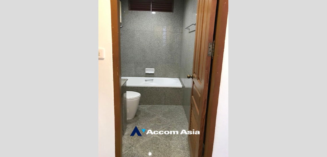 picture 🔼🔽 AccomA 📩  4 BR Townhouse in  Lumphini (AA24945) - 10/10