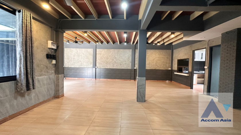 picture 🔼🔽 AccomA 📩  3 BR House in Khlong Ton Nuea (AA32558) - 5/20