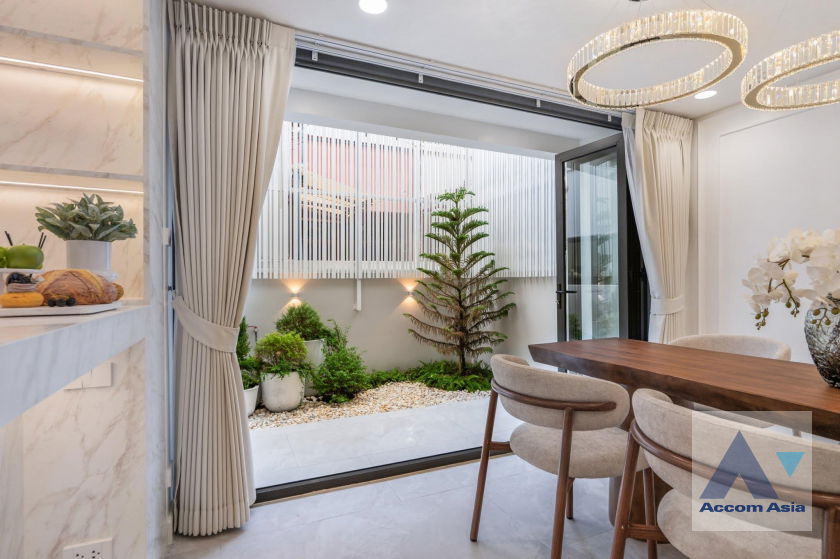 picture 🔼🔽 AccomA 📩 Newly renovated 4 BR House @Moo Baan Klongtan Nivet (AA41991) - 5/19