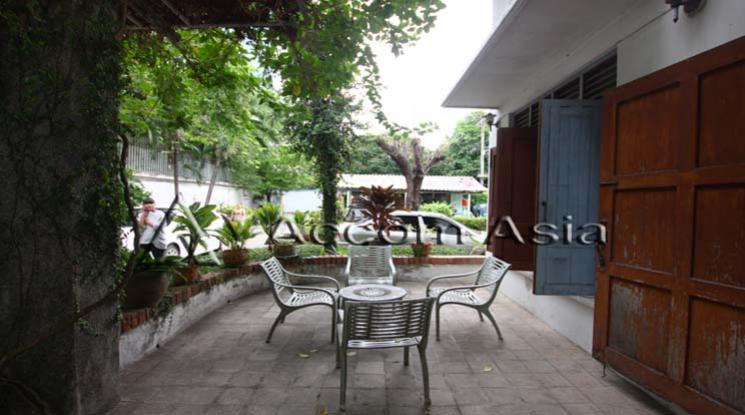 รูป 🔼🔽 AccomA 📩 Large garden house with classic Thai design and wood interiors (1718861) - รูปที่ 2/9