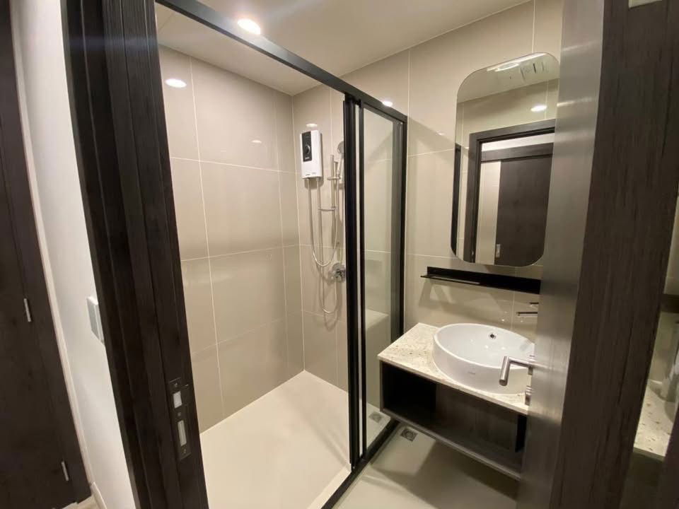 รูป Condo for rent  : XT Huaikhwang  (( Asoke  Station  )) MK-02  line @livingbkk - รูปที่ 7/8