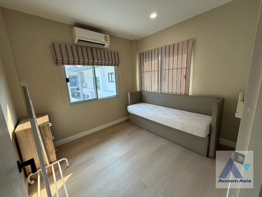 picture 🔼🔽 AccomA 📩 Newly renovated 3 BR House @Life Bangkok Boulevard Wongwaen-Onnut 2 (AA43243) - 19/20