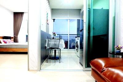 Condos for sale : For sale, Life Ratchadapisek condo, 1 bedroom, 35th floor, 31.57 sq m., excellent condition