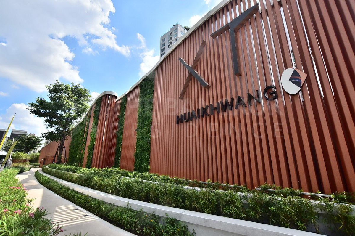 picture XT Huaikhwang near MRT Huai Khwang Station Start your comfort here - 4/9