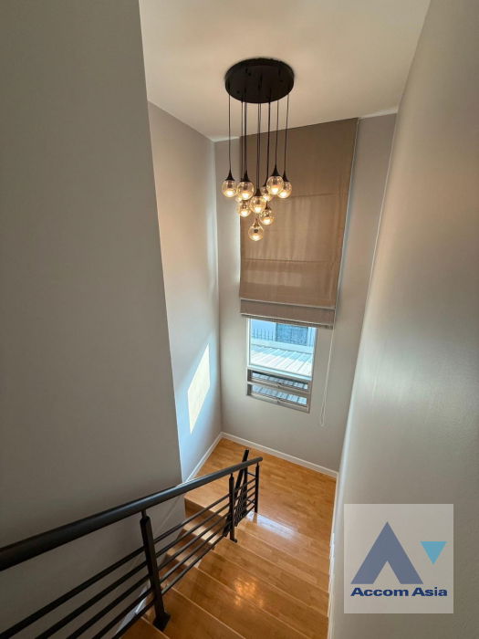 picture 🔼🔽 AccomA 📩 Newly renovated 3 BR House @Life Bangkok Boulevard Wongwaen-Onnut 2 (AA43243) - 8/20