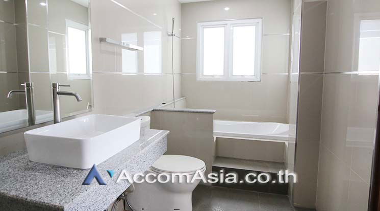 รูป 🔼🔽 AccomA 📩 Contemporary Townhouse with Open Layout in Sukhumvit (13000272) - รูปที่ 12/14