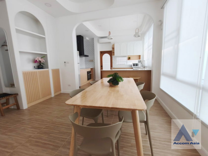 รูป 🔼🔽 AccomA 📩  3 BR House in Khlong Ton Nuea (AA42969) - รูปที่ 9/20
