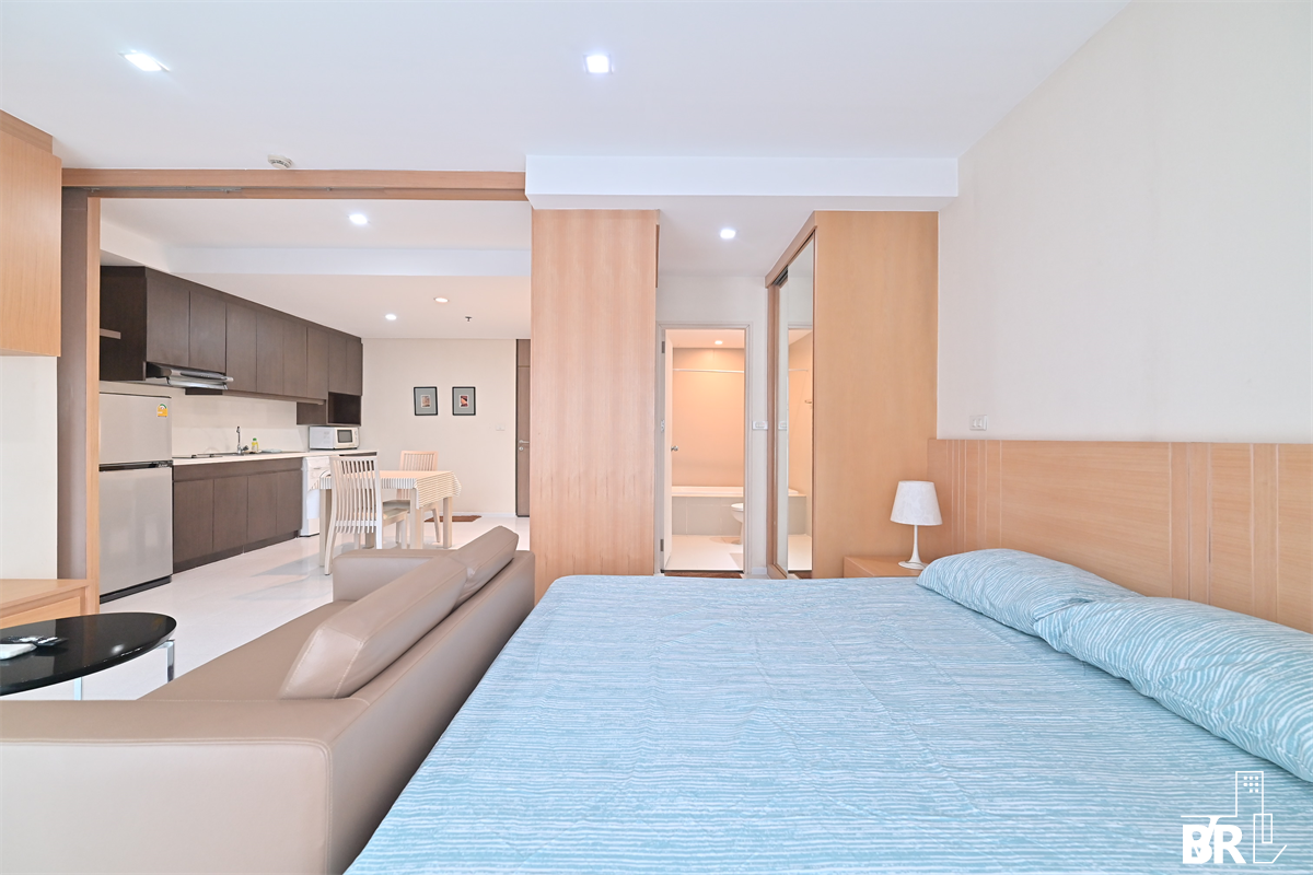 picture Noble Remix near BTS Thong Lo Ultimate Luxury Lifestyle with Convenience - 8/10
